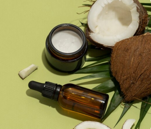 FORMULACIONES COSMÉTICAS CON AROMA FRUTAL A COCO