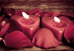 velas artesanales en forma de corazón de color rojo hehco a mano DIY con parafina de buena calidad